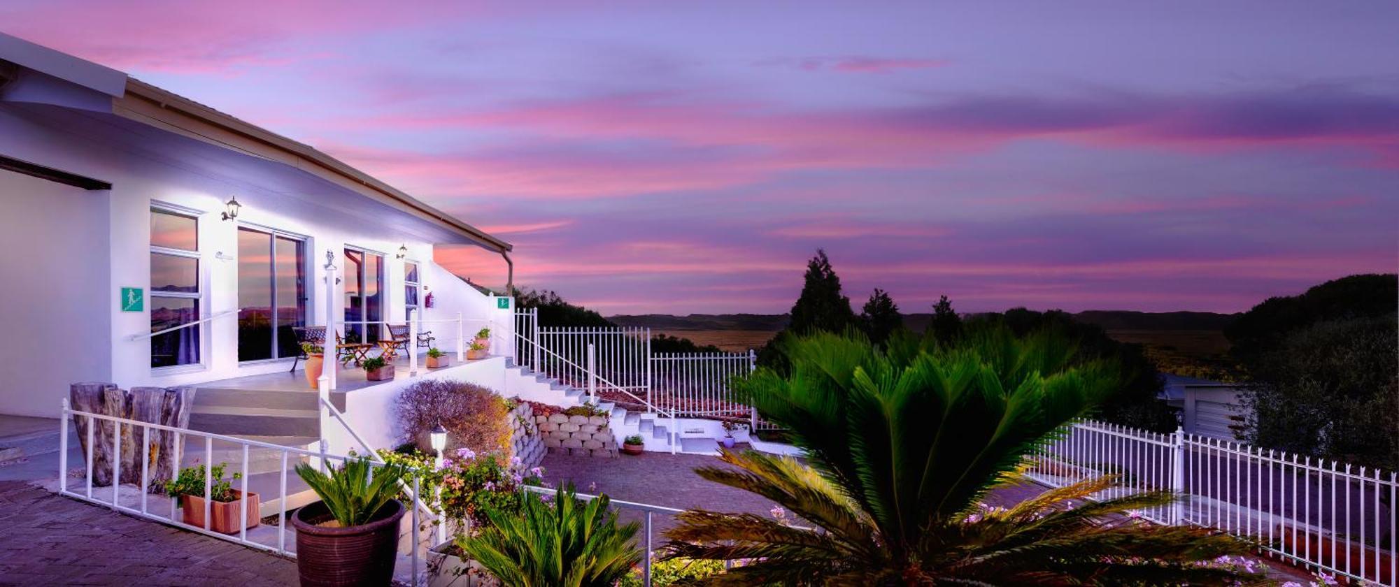 Stoneridge Hotel Гарипдам Екстериор снимка